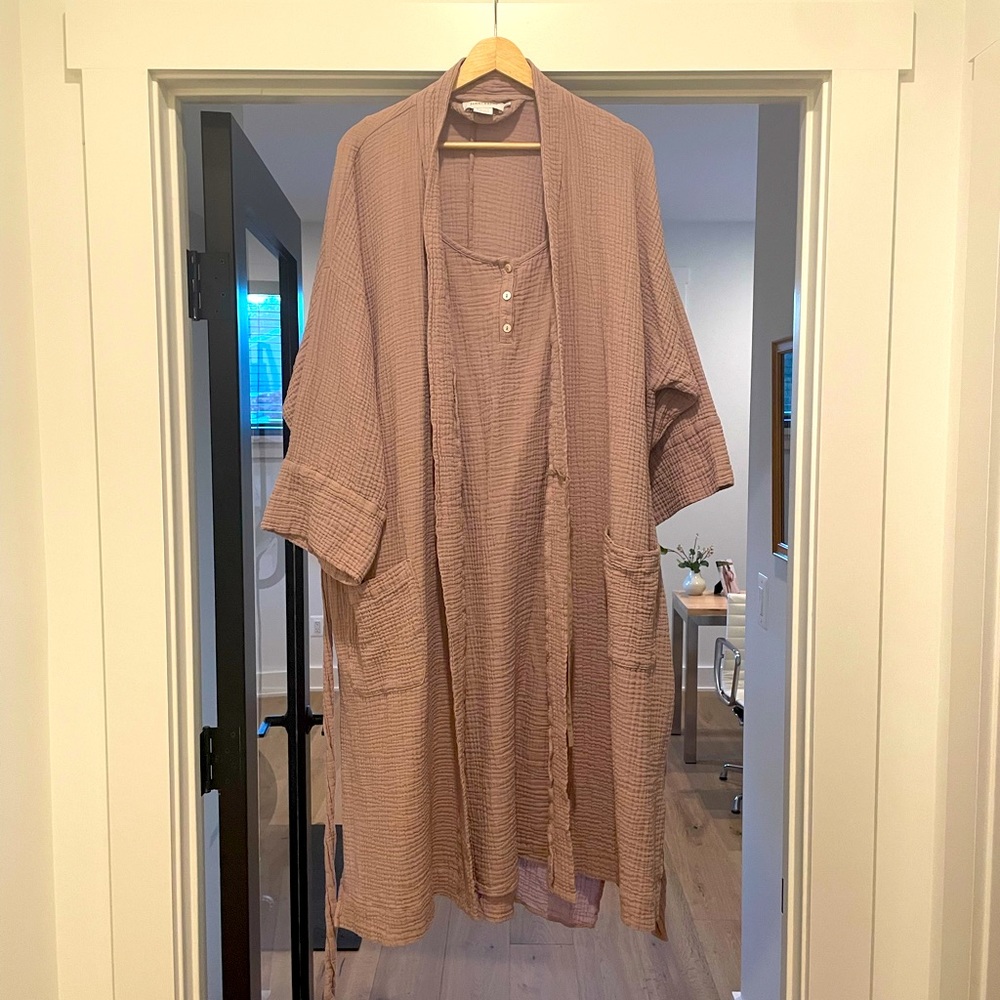 Hatch x jenni kaye robe and gown